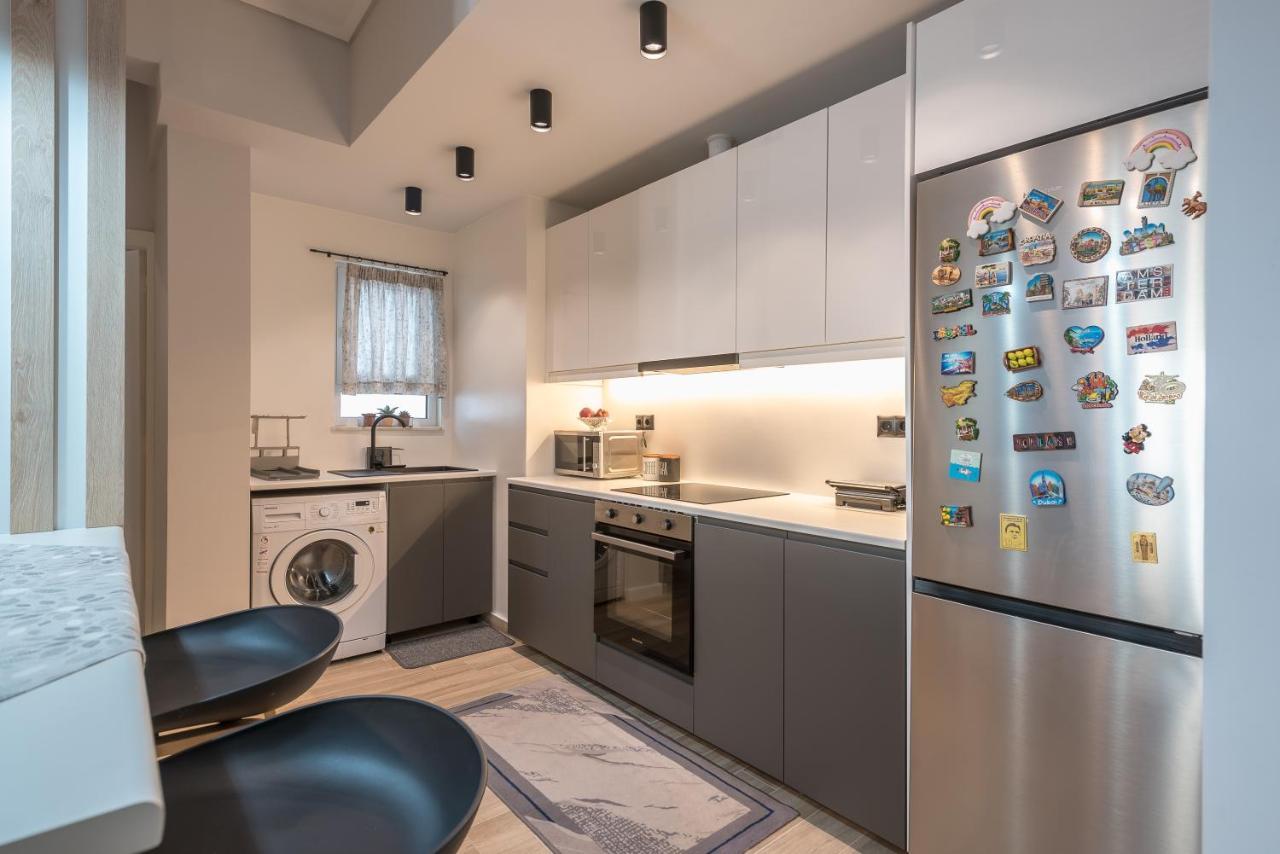 Comfy And Modern Apartment Aten Exteriör bild