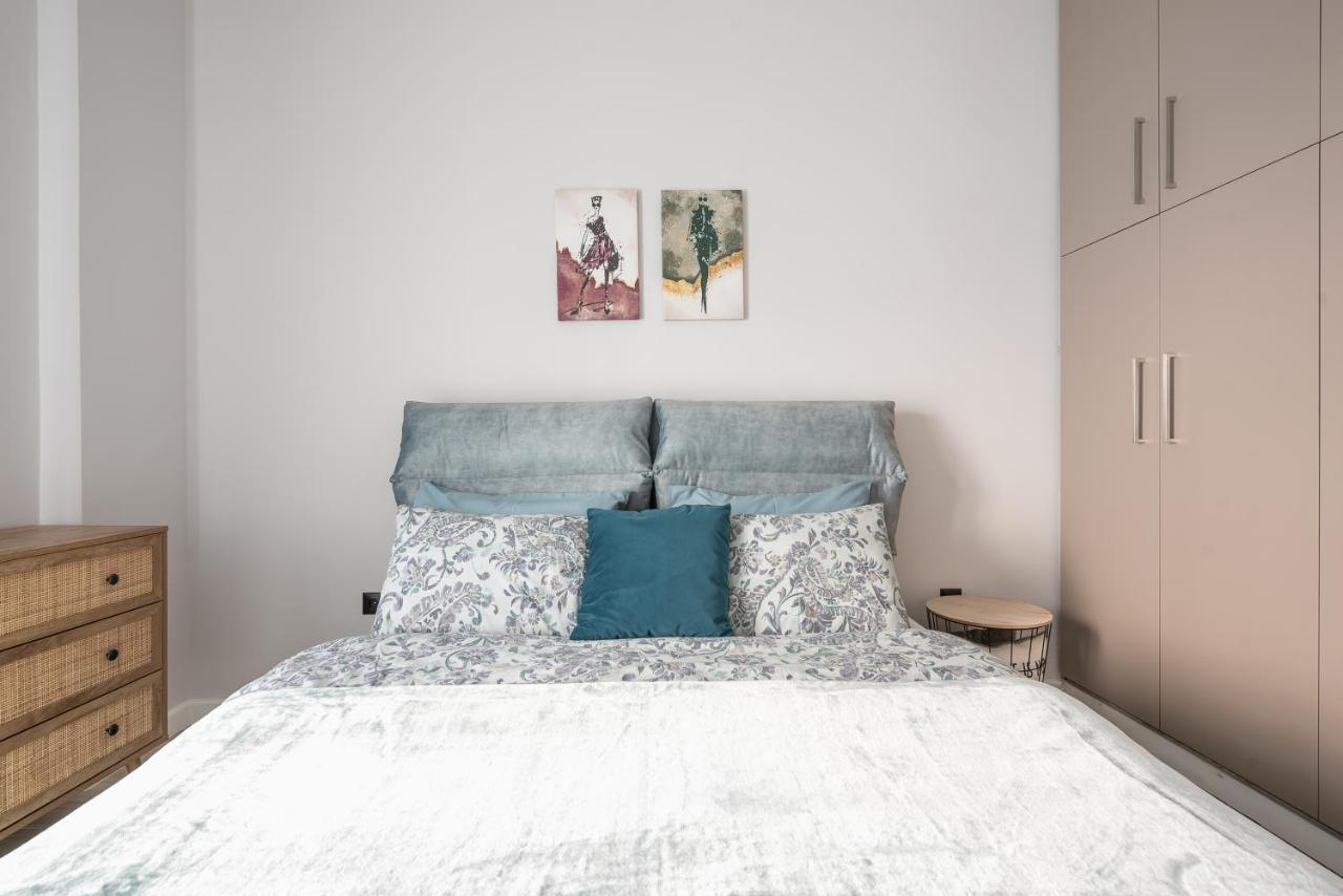 Comfy And Modern Apartment Aten Exteriör bild