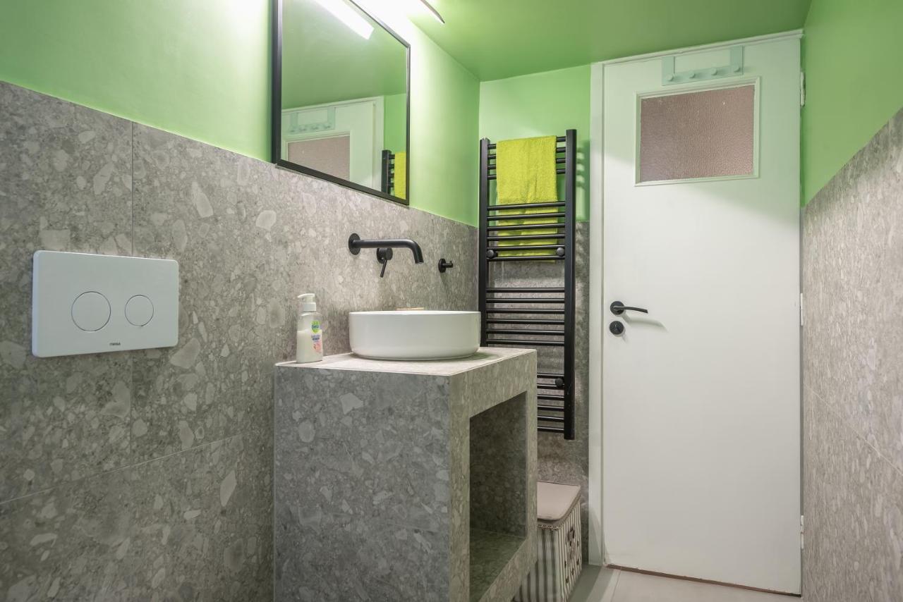Comfy And Modern Apartment Aten Exteriör bild
